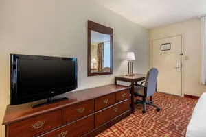Image of Quality Inn At Town Center