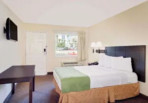Image of Howard Johnson by Wyndham Las Vegas Near the Strip