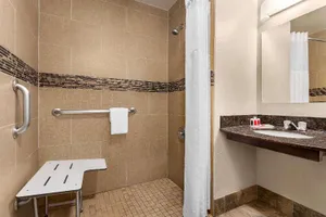 Image of Super 8 Nashville Airport