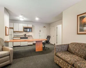 Image of Suburban Studios Columbia - Hwy 63 & I-70