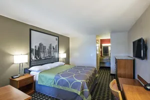 Image of Super 8 Motel - Westminister
