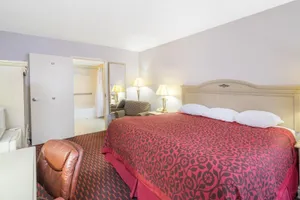 Image of Super 8 London