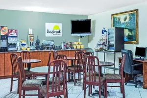 Image of Days Inn by Wyndham Houma LA