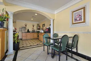 Image of Americas Best Value Inn College Station