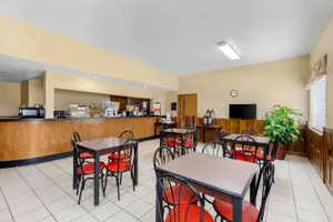 Image of Econo Lodge