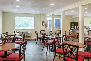Image of Quality Inn & Suites