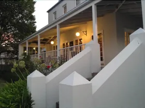 Image of Oscars Waterfront Boutique
