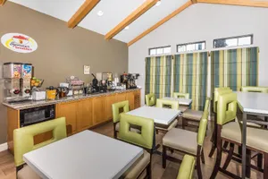 Image of Super 8 by Wyndham Opelousas
