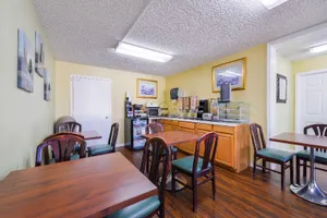 Image of Americas Best Value Inn Nashville/Airport South