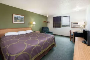 Image of Super 8 by Wyndham Kingdom City