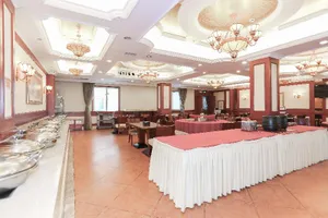 Image of Vienna Hotel Shanghai Hongqiao Airport Center