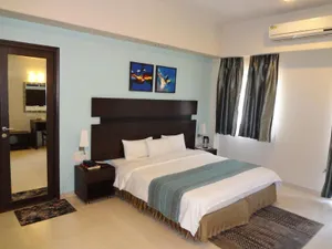 Image of Chateau Windsor Hotel - Marine Drive