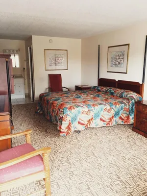 Image of Red Carpet Inn & Suites Kissimmee
