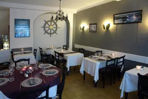 Image of Logis Hôtel Les Chardons Bleus RESTAURANT LE BISTROT DE LA MER