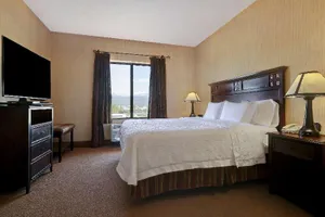 Image of Hampton Inn & Suites Tahoe-Truckee
