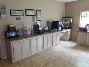 Image of Scottish Inn & Suites