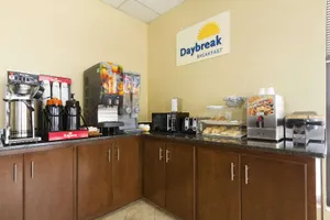 Image of Days Inn by Wyndham White House