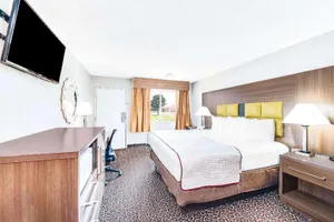 Image of Super 8 by Wyndham Big Spring TX