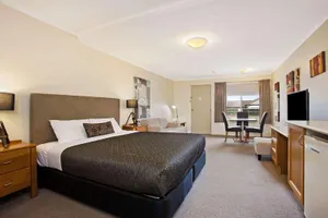 Image of Comfort Inn Warrnambool International now Waves Motel and Apartments