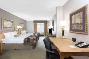 Image of Spark by Hilton Mechanicsburg