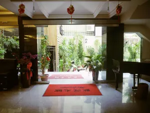 Image of E Moon Hotel