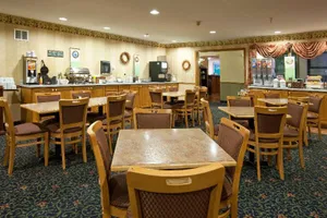 Image of Country Inn & Suites by Radisson, Cedar Falls, IA