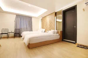 Image of Urban Stay