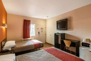 Image of Motel 6 Bell Gardens, CA - Los Angeles