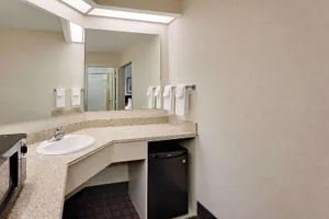 Image of Baymont by Wyndham Grand Rapids SW/Byron Center