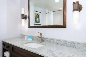 Image of Hampton Inn Buffalo - Williamsville