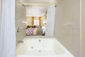 Image of Super 8 by Wyndham Milan/Sandusky Area