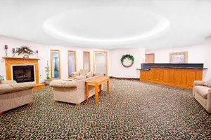 Image of Super 8 by Wyndham El Paso IL