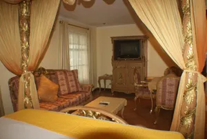Image of Swiss Chalet