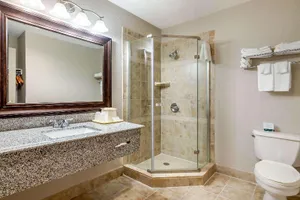 Image of Quality Suites Kansas City International Airport