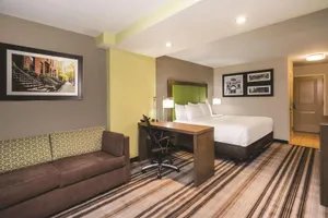 Image of La Quinta Inn & Suites by Wyndham Brooklyn Central