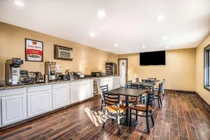 Image of Americas Best Value Inn Oskaloosa