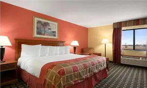 Image of Baymont by Wyndham Springfield IL