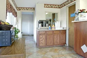 Image of Americas Best Value Inn & Suites-Knoxville North