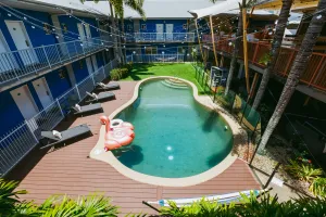Image of Bounce Cairns
