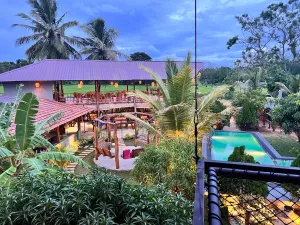 Image of Roy's Villa