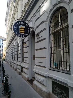Image of HoBar Hostel