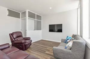 Image of Bedford House - CBD Location, Sleeps 6