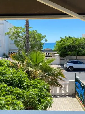 Image of Appt avec parking, clim, wifi à 50 m de la plage