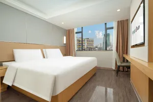 Image of Hualv Hotel (Guangzhou Children's Hospital West Gate Subway Station Branch)