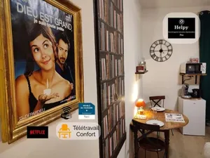 Image of Déco Vintage - 5mn du centre - TV connectée