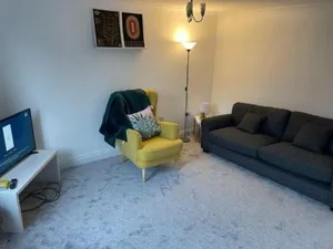 Image of *BRAND NEW* renovated 3 bed with parking & WIFI