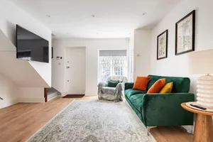 Image of 2BD Mews House, Wanstead