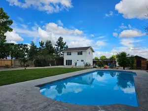 Image of Spacious 2 story 1 bedroom home with pool