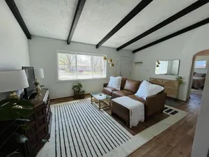 Image of 402 Zen Den