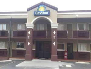 Image of Days Inn by Wyndham Hot Springs